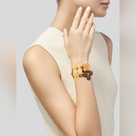 Authentic Louis VuittonVernis Fleur Double Wrap Bracelet